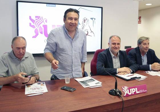 Eduardo López Sendino, Luis Mariano Santos, Javier Callado y Miguel Ángel Díez Cano, en rueda de prensa.