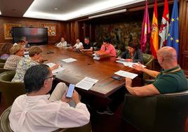 Primera Junta de Gobierno Local del nuevo Ayuntamiento de León.