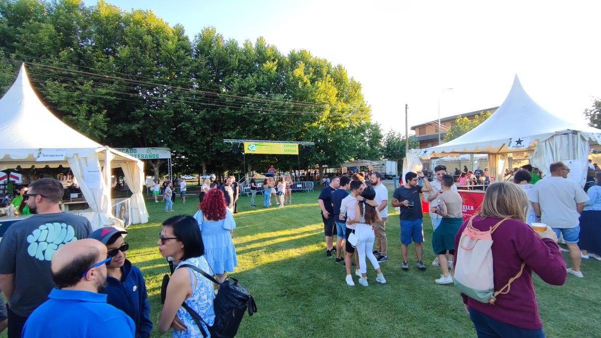 La Feria de la Cerveza de Carrizo, en imágenes