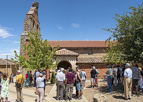Imagen secundaria 1 - Más de 270 personas participan en el II Concurso de microrrelatos &#039;Castillos, monasterios, torres y palacios&#039;