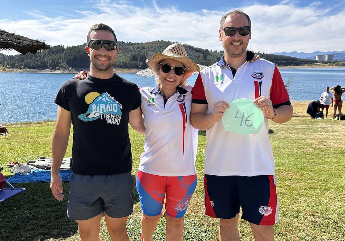 Participantes del Club Natación León.