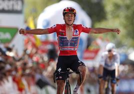 Remco Evenepoel buscará revalidar su título en La Vuelta.