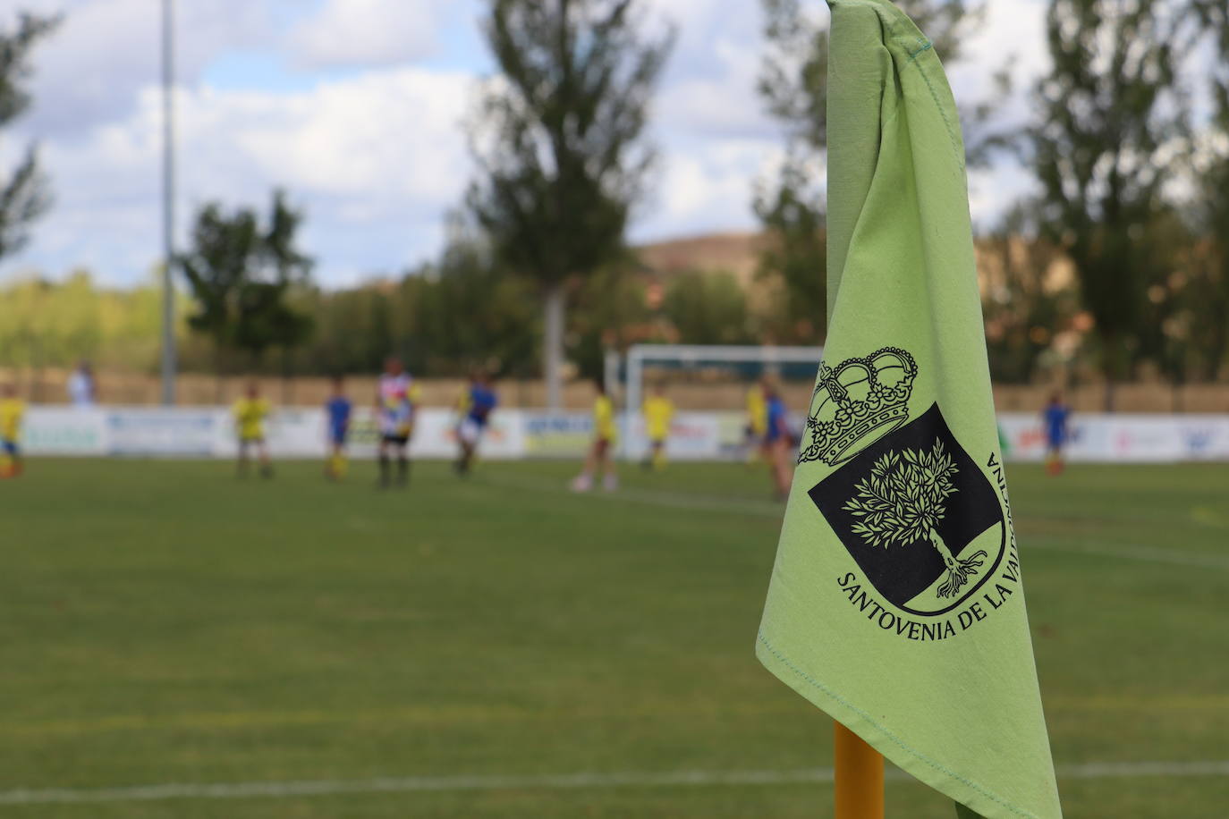 Partido solidario en Santovenia de la Valdoncina