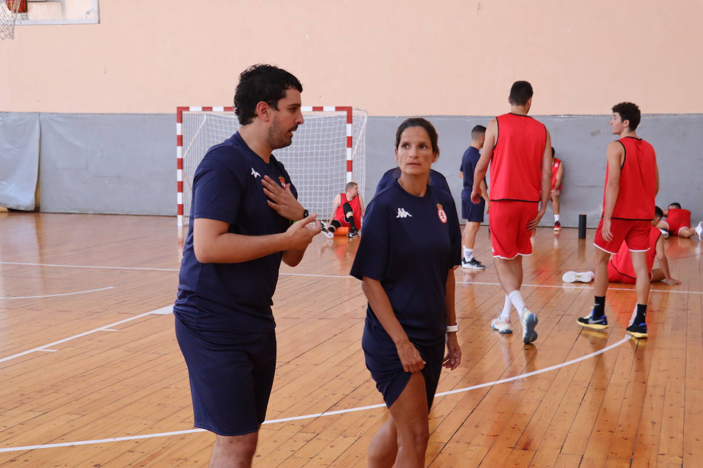 Equipo técnico de la Cultural de baloncesto.