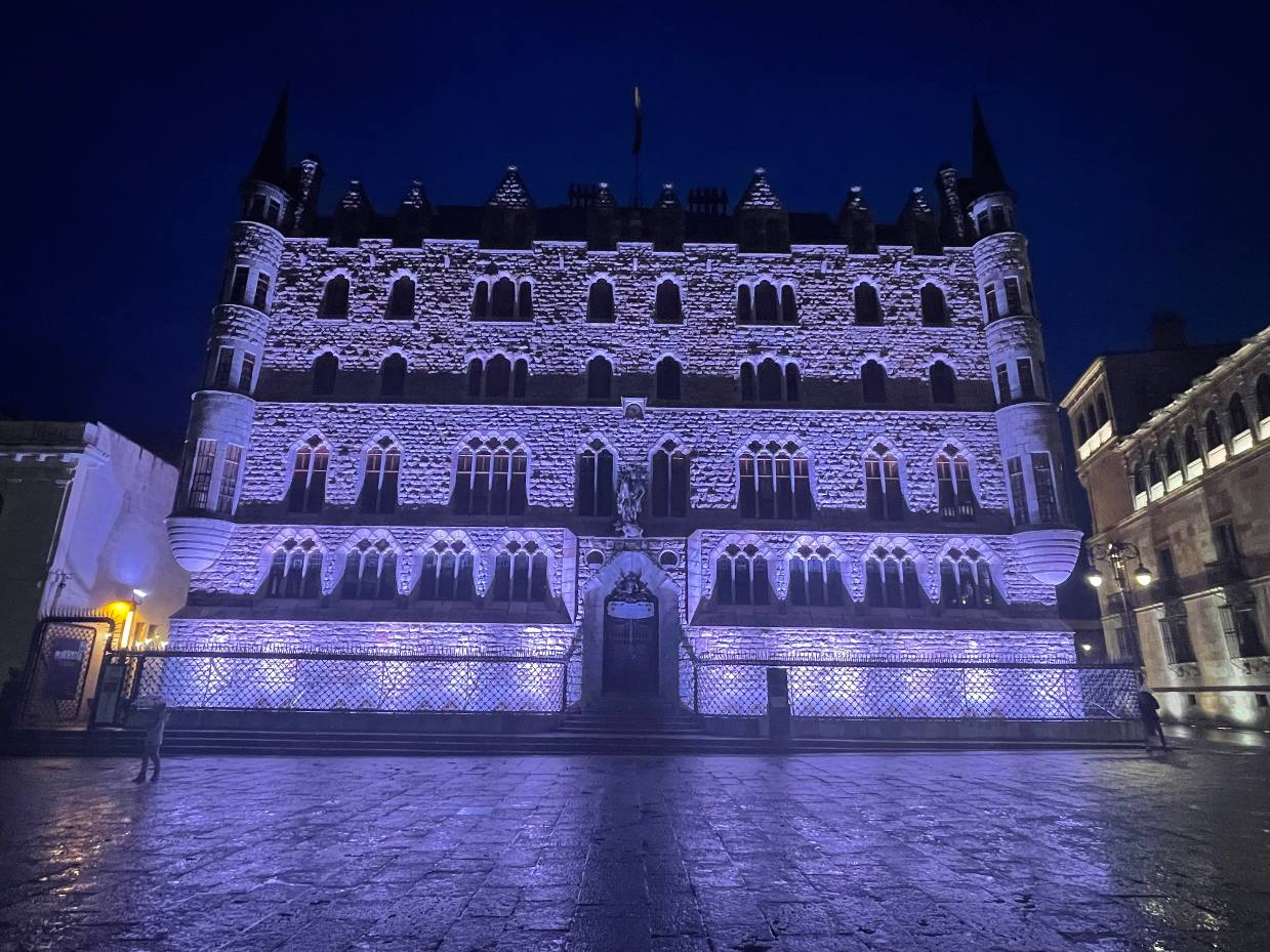 Casa Botines de León se une a la Asociación Nacional de Entidades Modernistas