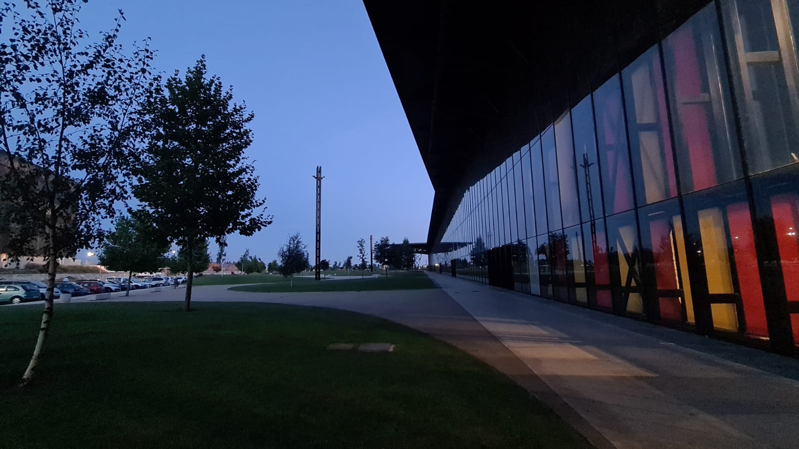 El entorno del Palacio se queda sin luz