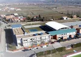 Imagen aérea del Colegio de Los Adiles de Villaobispo.