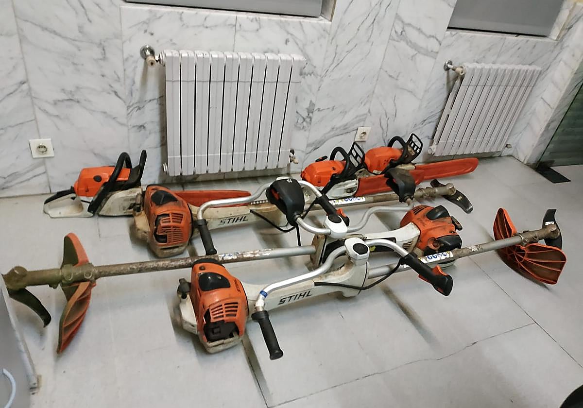 Material decomisado al presunto ladrón.