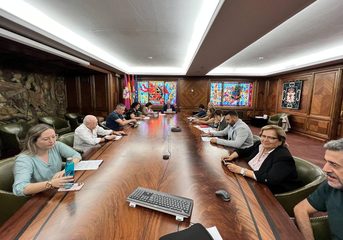 Junta de gobierno local del Ayuntamiento de León.