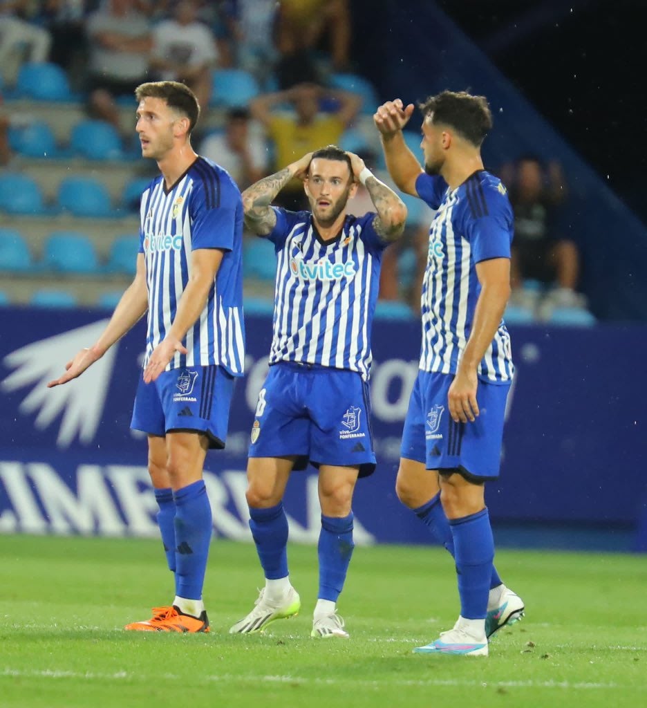 La Deportiva sigue sin perder