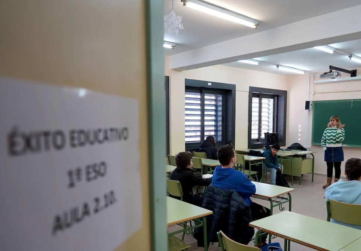 Un total de 20.924 leoneses vuelven este miércoles al instituto