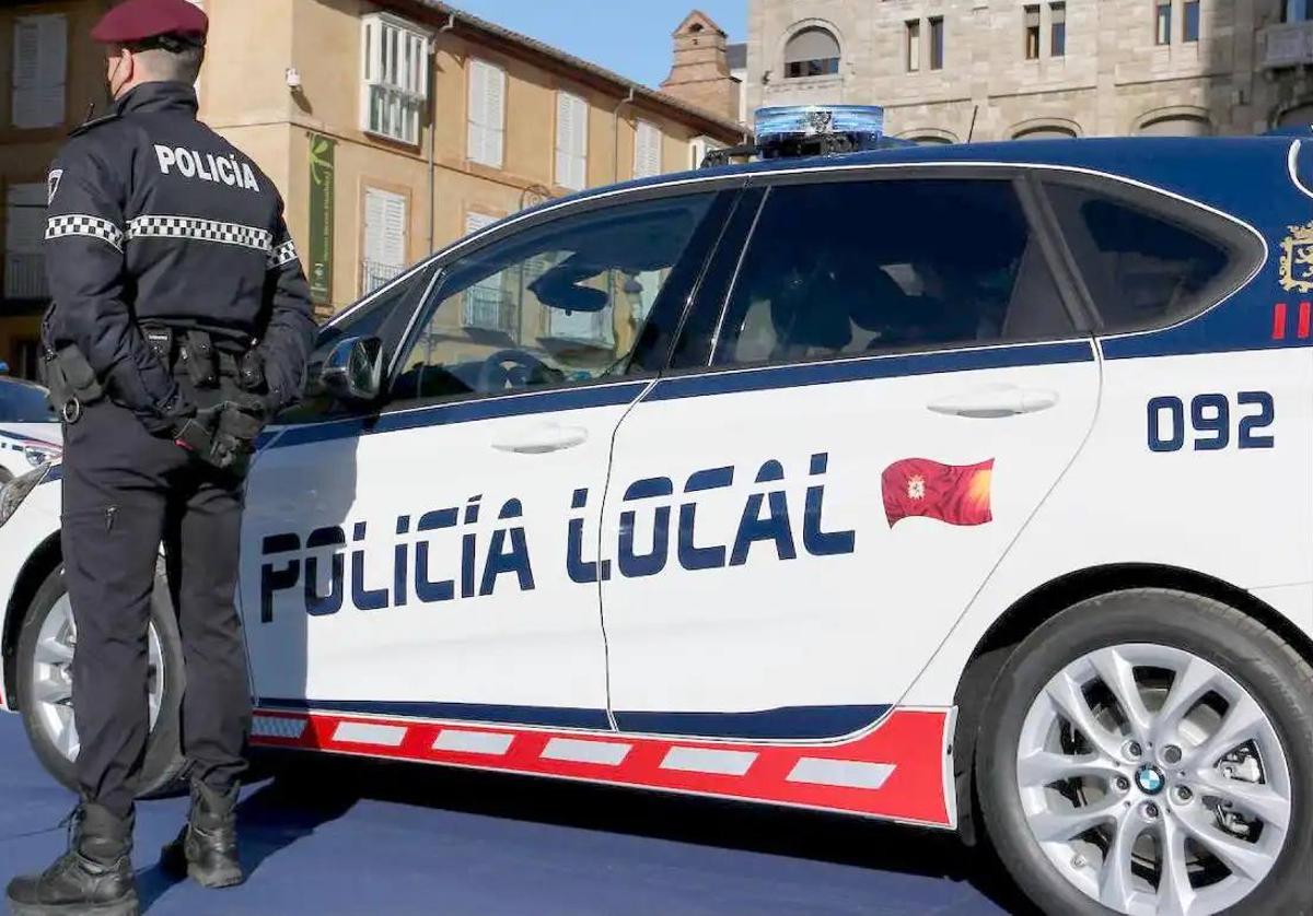 Detenido por efectivos de la Policía Local cuando robaba varias bicicletas en La Granja