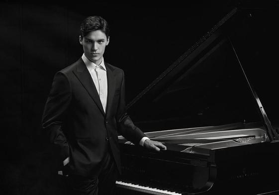 El prestigioso pianista Jaeden Izik-Dzurko actúa en León