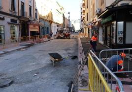 Obras en la calle Gil y Carrasco