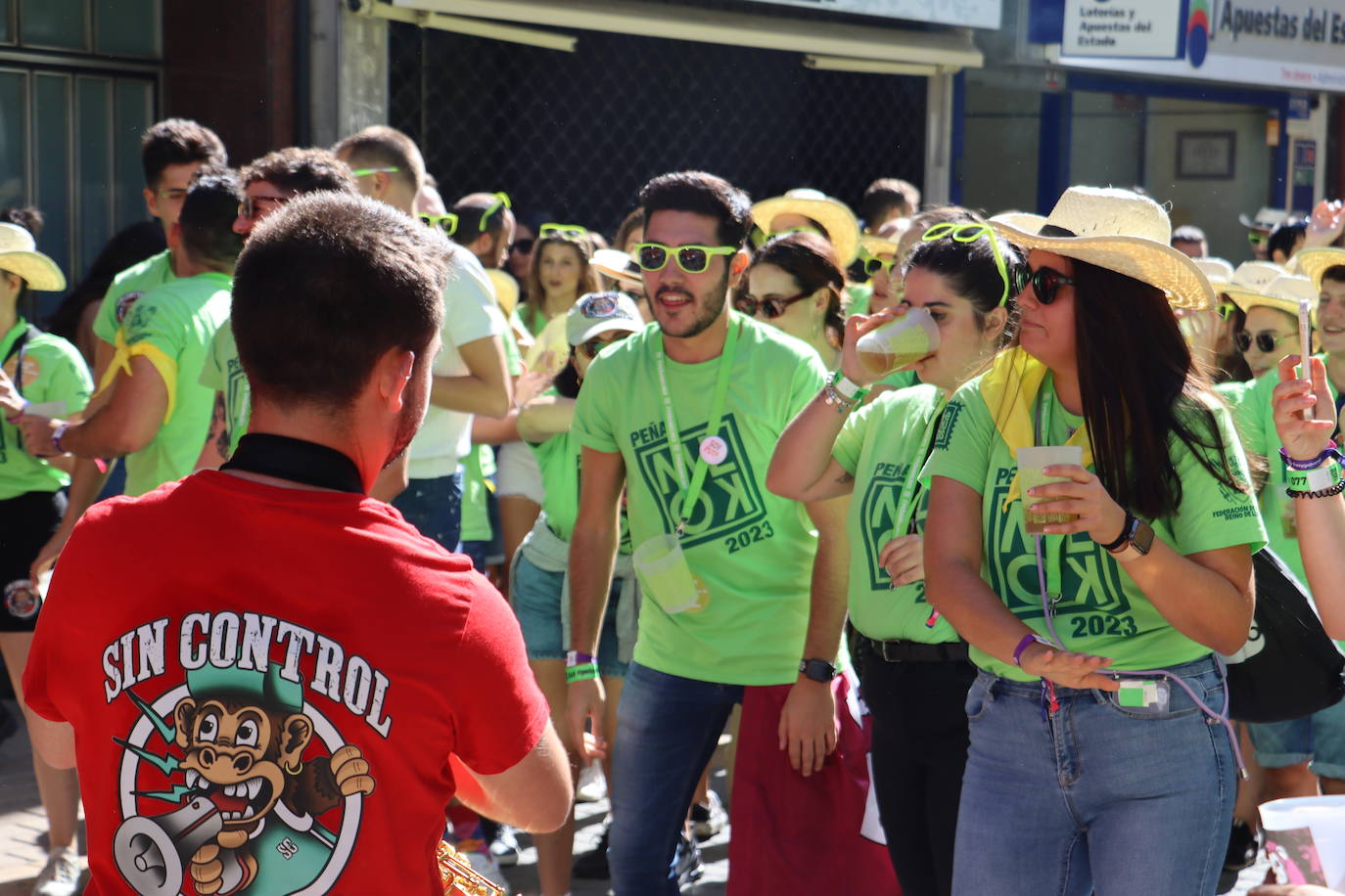 Desfile de peñas en San Froilán