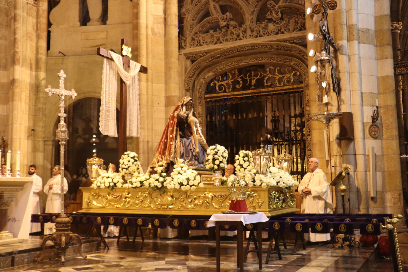 Coronación canónica de la Virgen del Mercado