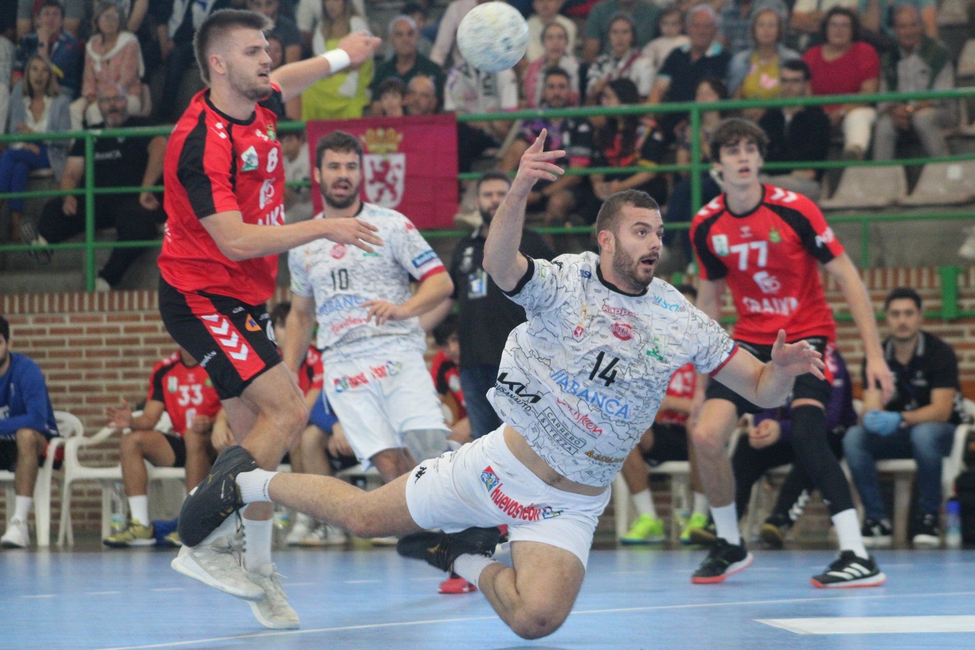 Otro empate para el Abanca Ademar