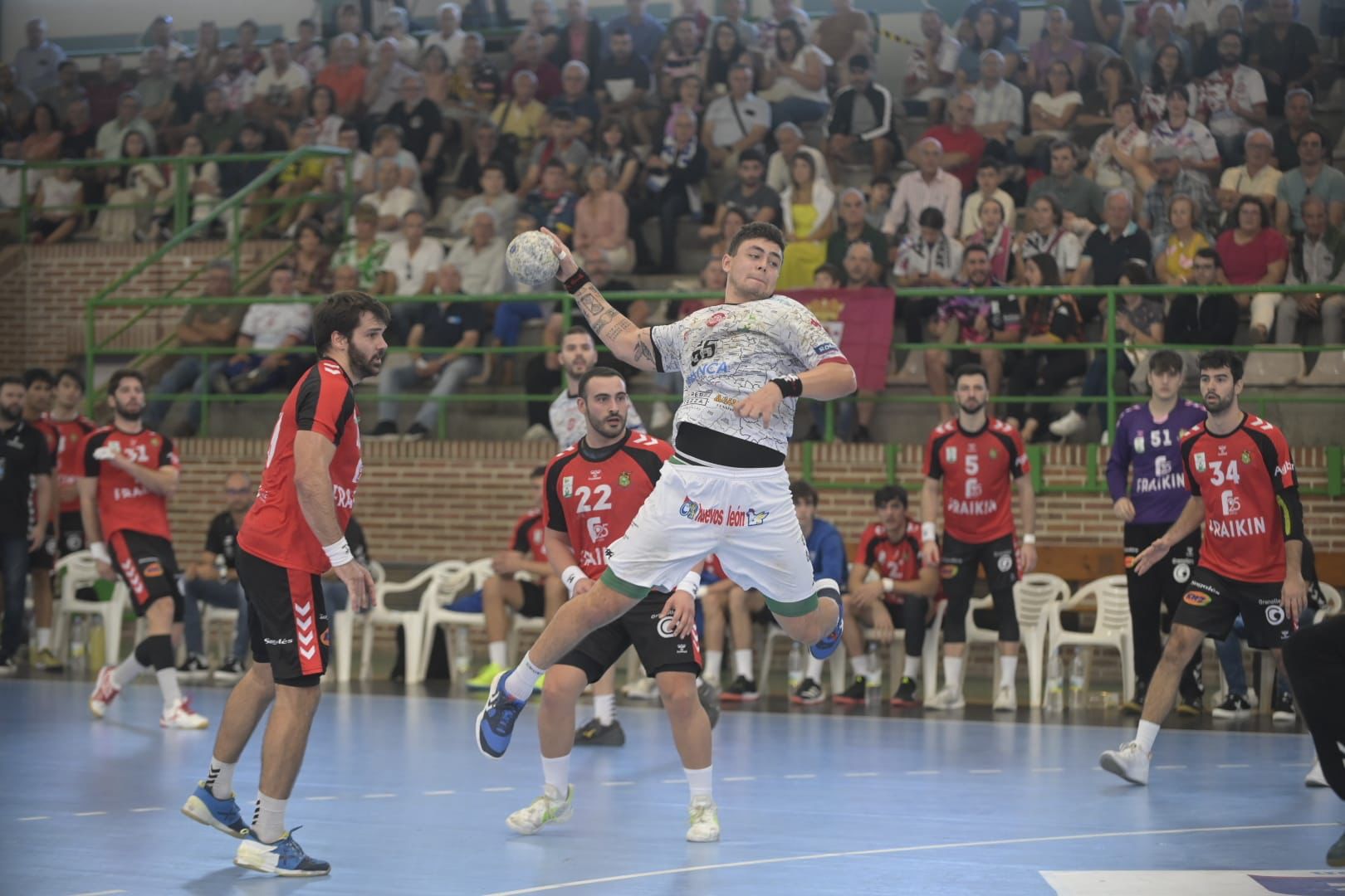 Otro empate para el Abanca Ademar