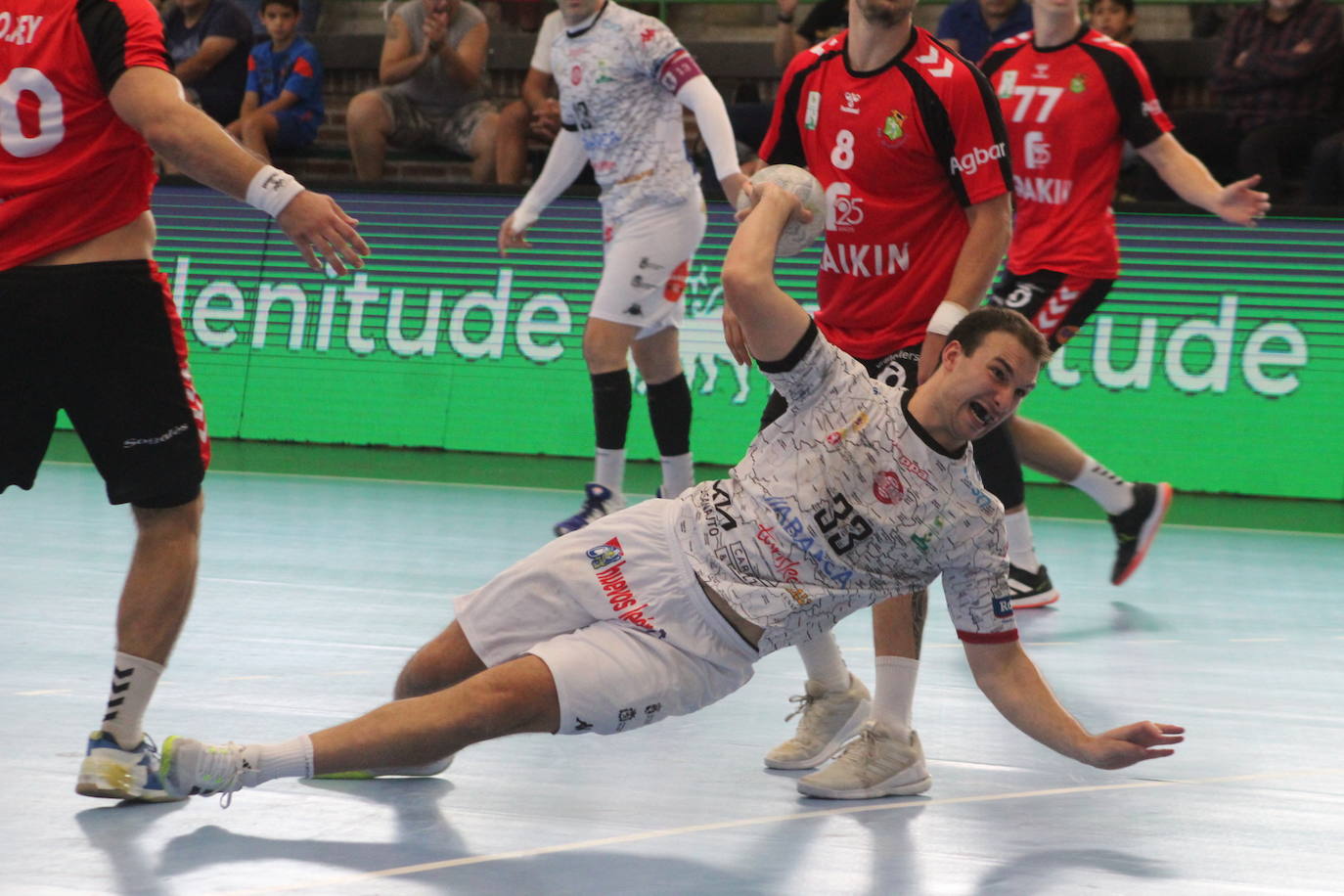 Otro empate para el Abanca Ademar