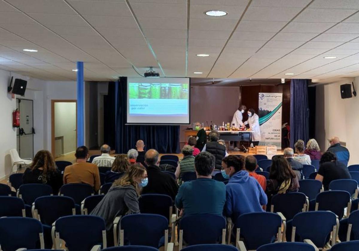 Taller de conservas vegetales artesanas en Santa María del Páramo en 2021 2021