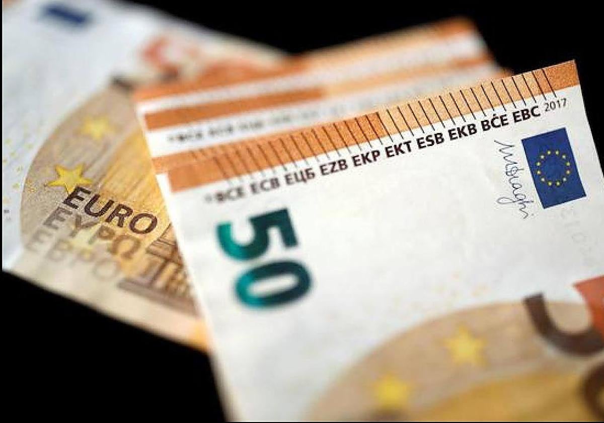 Un varón realiza 66 llamadas a una mujer para ganarse su confianza y estafarle 15.000 euros