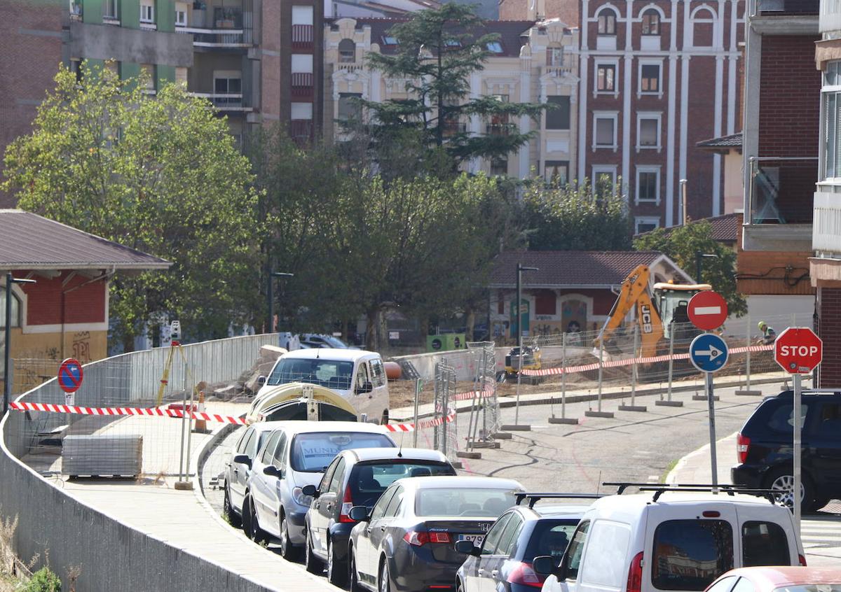 Imagen secundaria 1 - La obra de Feve avanza a ritmo «alto» y sin novedades en la integración