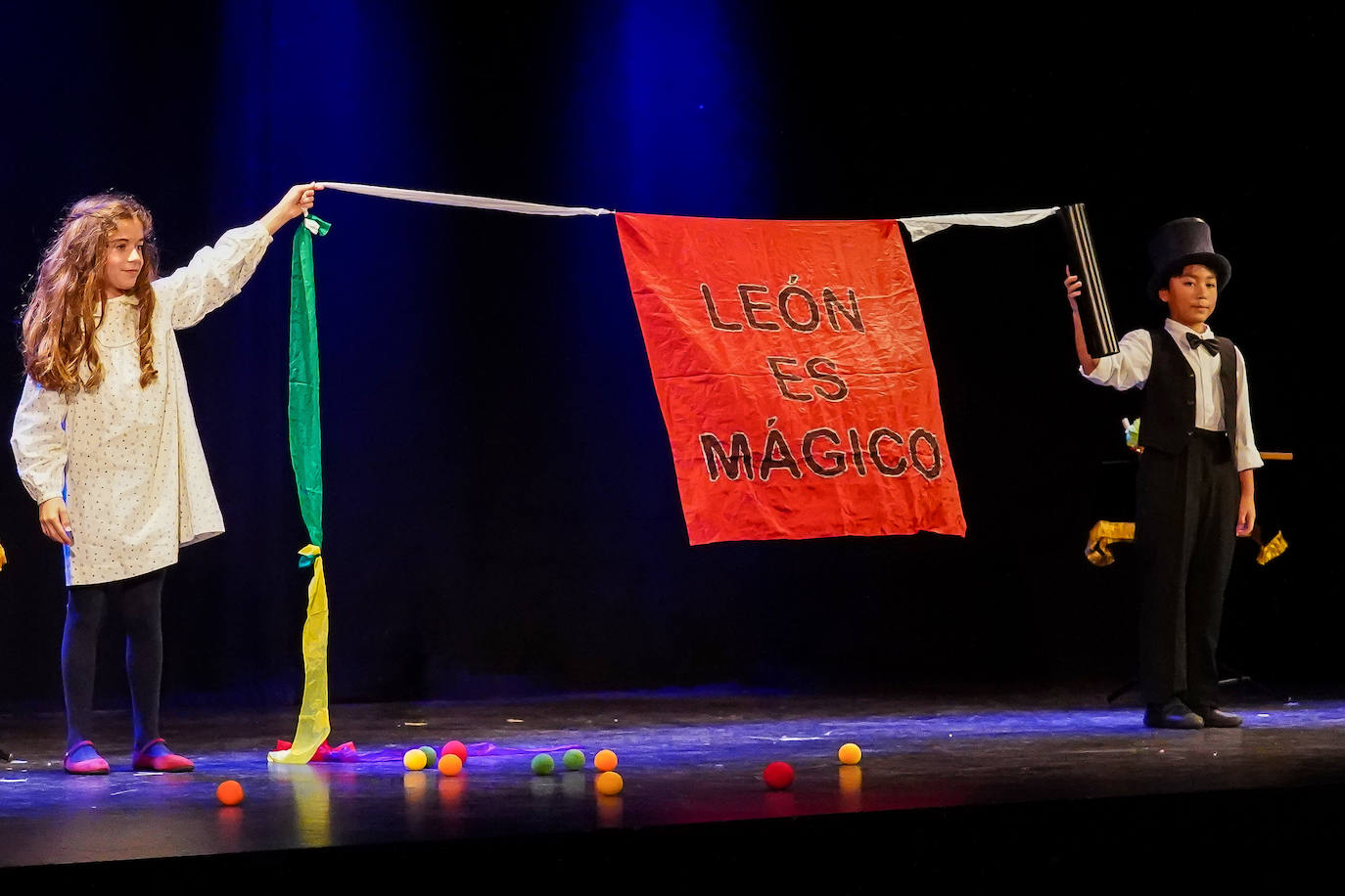 Presentación festival de magia de León