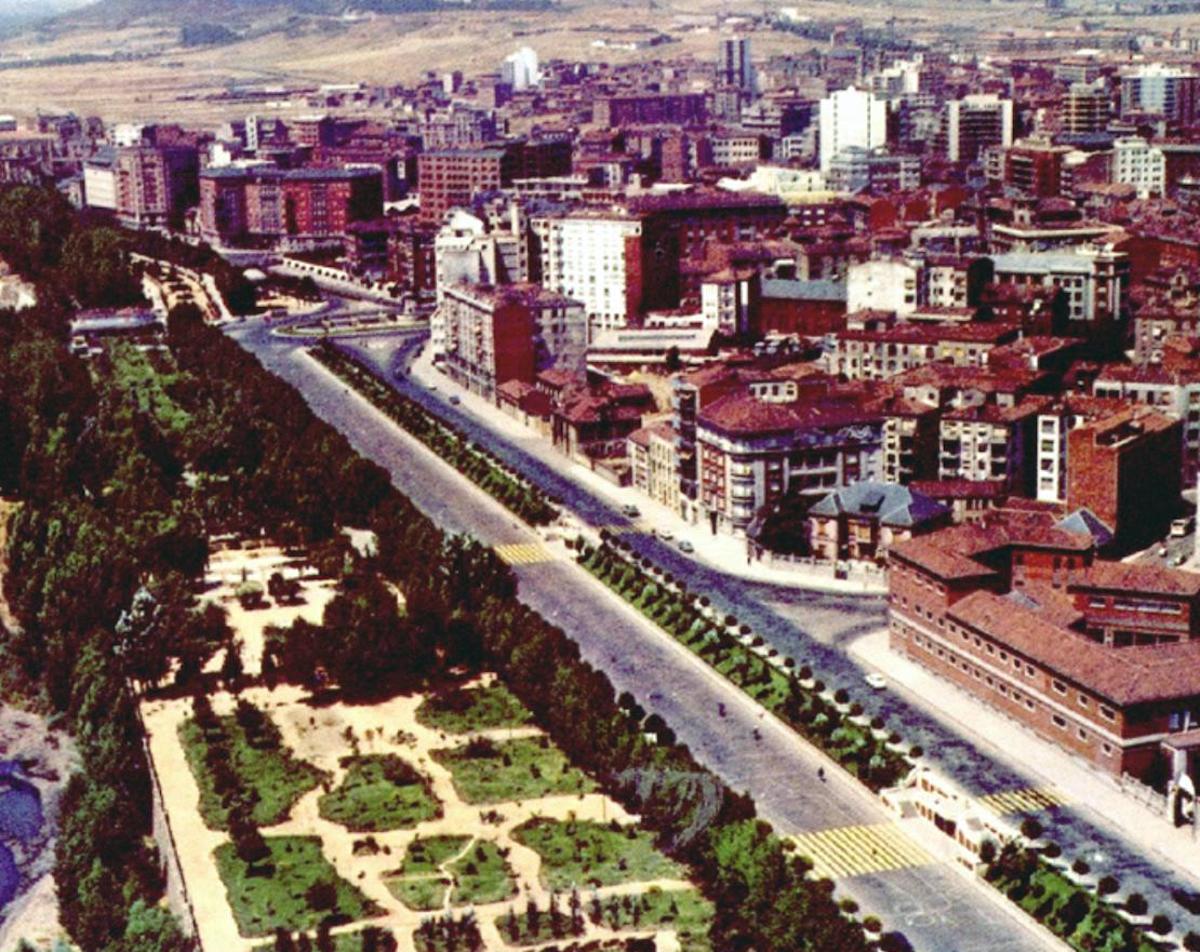 Paseo de Papalaguinda (1974)