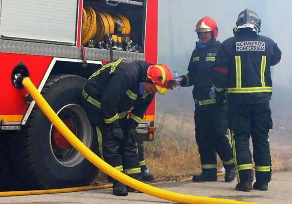 Imagen de archivo de bomberos de Ponferrada.