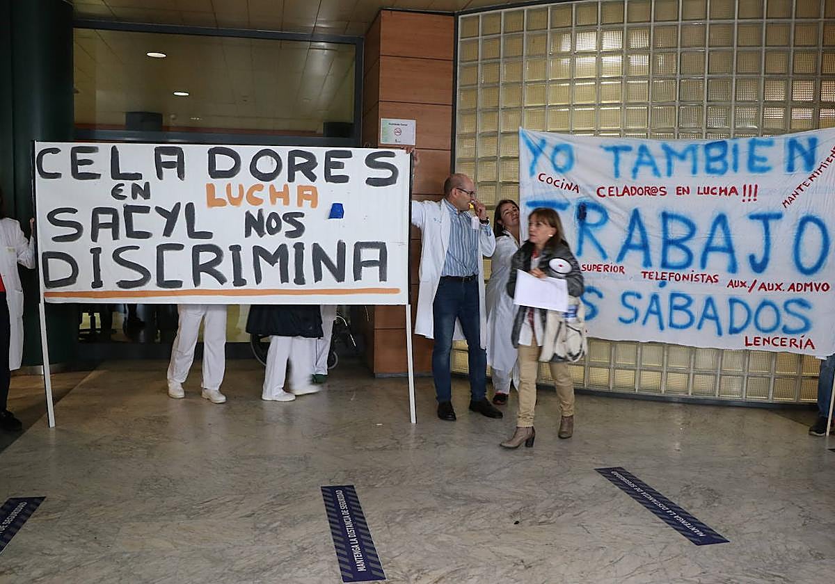 Concentración de trabajadores de Sacyl