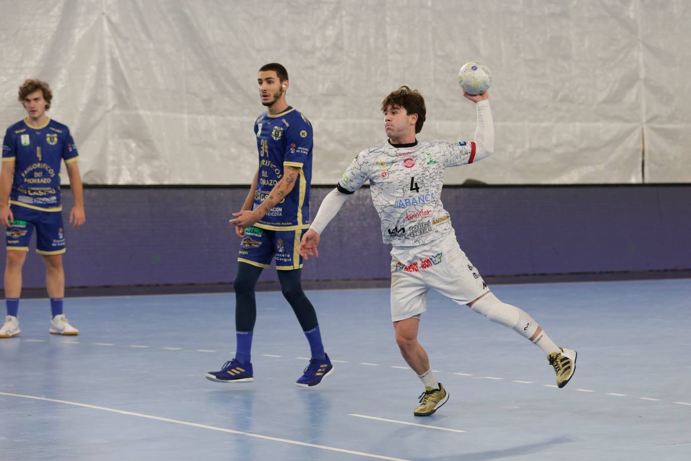 Las mejores imágenes del Ademar - Balonmano Cangas