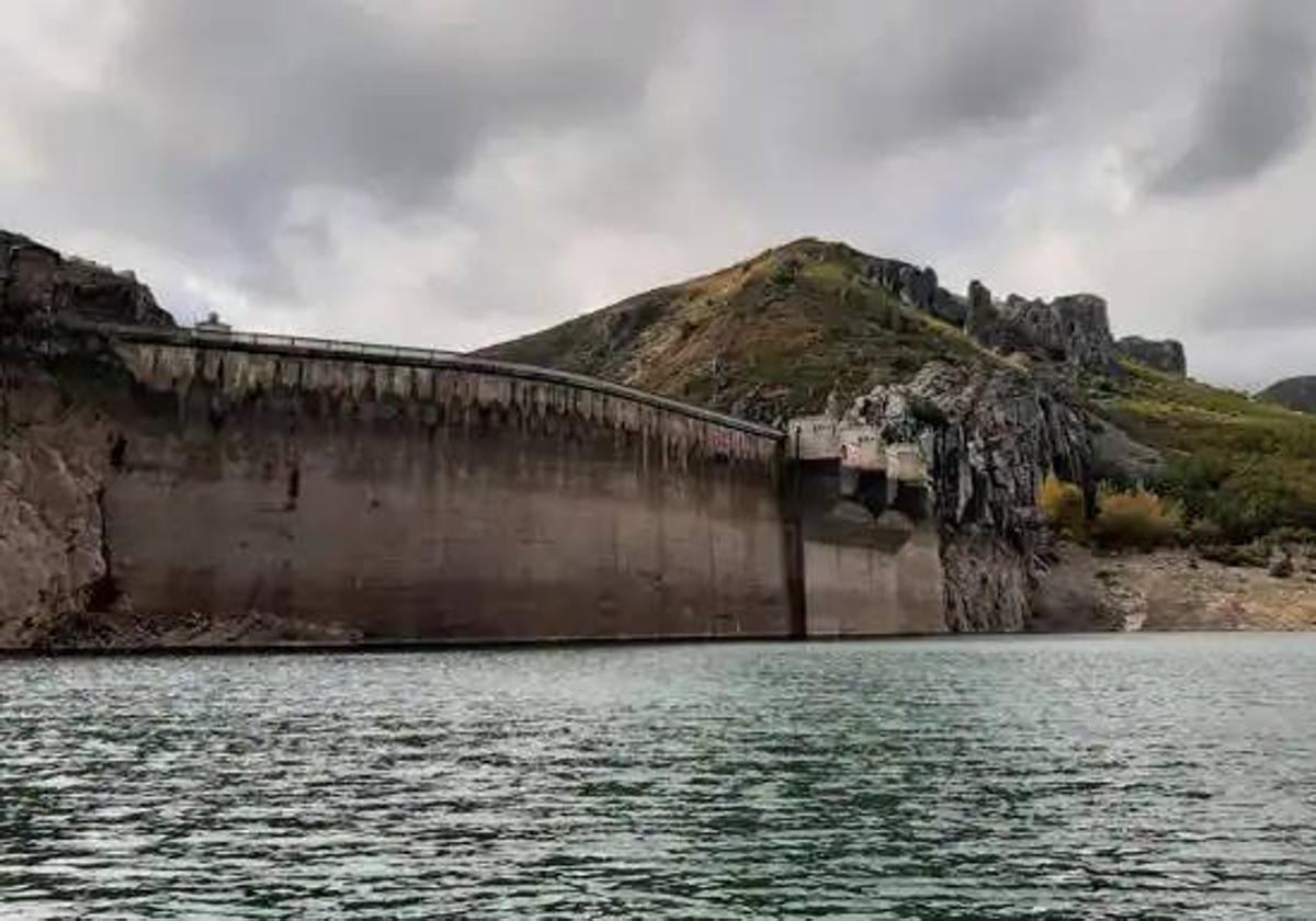 Embalse en la provincia de León.