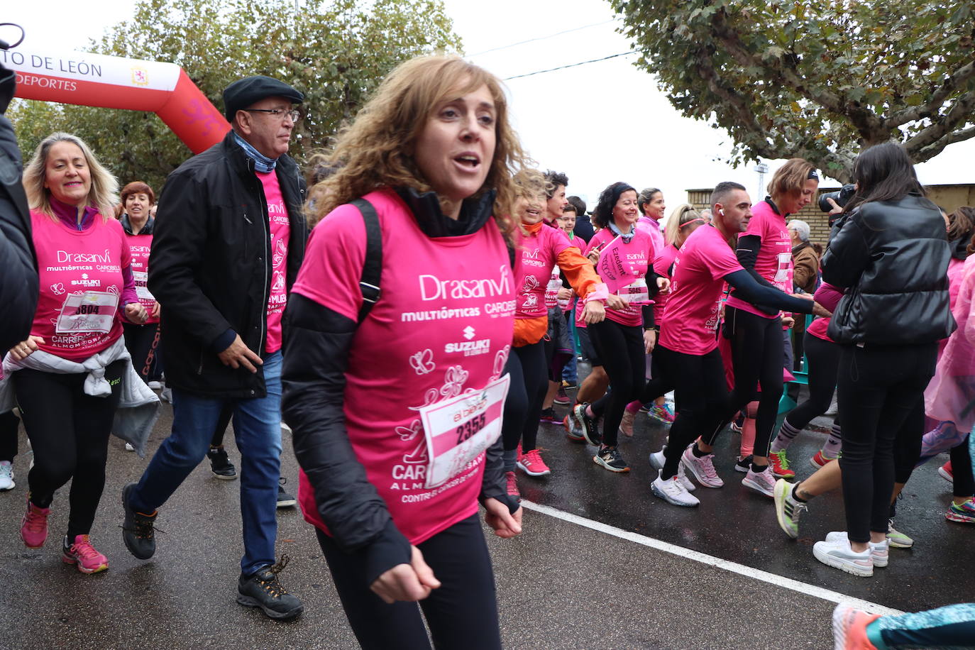 ¿Estuviste en la Carrera de la Mujer de León? Búscate