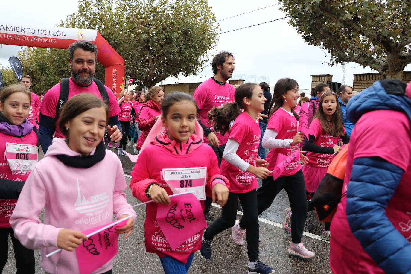 ¿Estuviste en la Carrera de la Mujer de León? Búscate