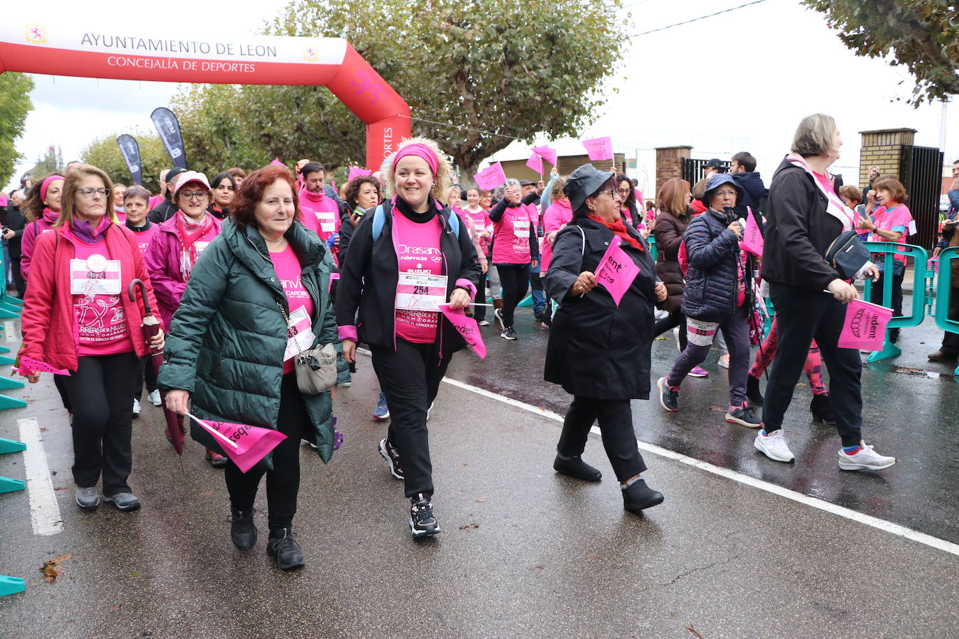 ¿Estuviste en la Carrera de la Mujer de León? Búscate