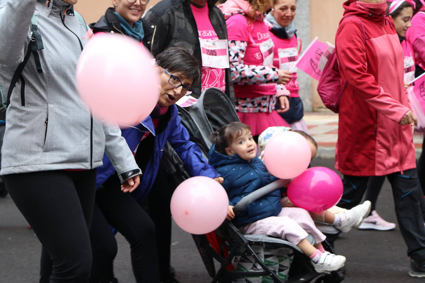 ¿Estuviste en la Carrera de la Mujer de León? Búscate