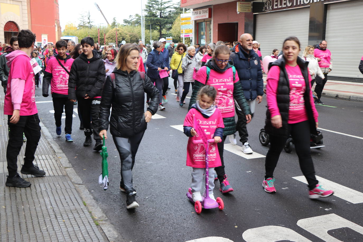 ¿Estuviste en la Carrera de la Mujer de León? Búscate