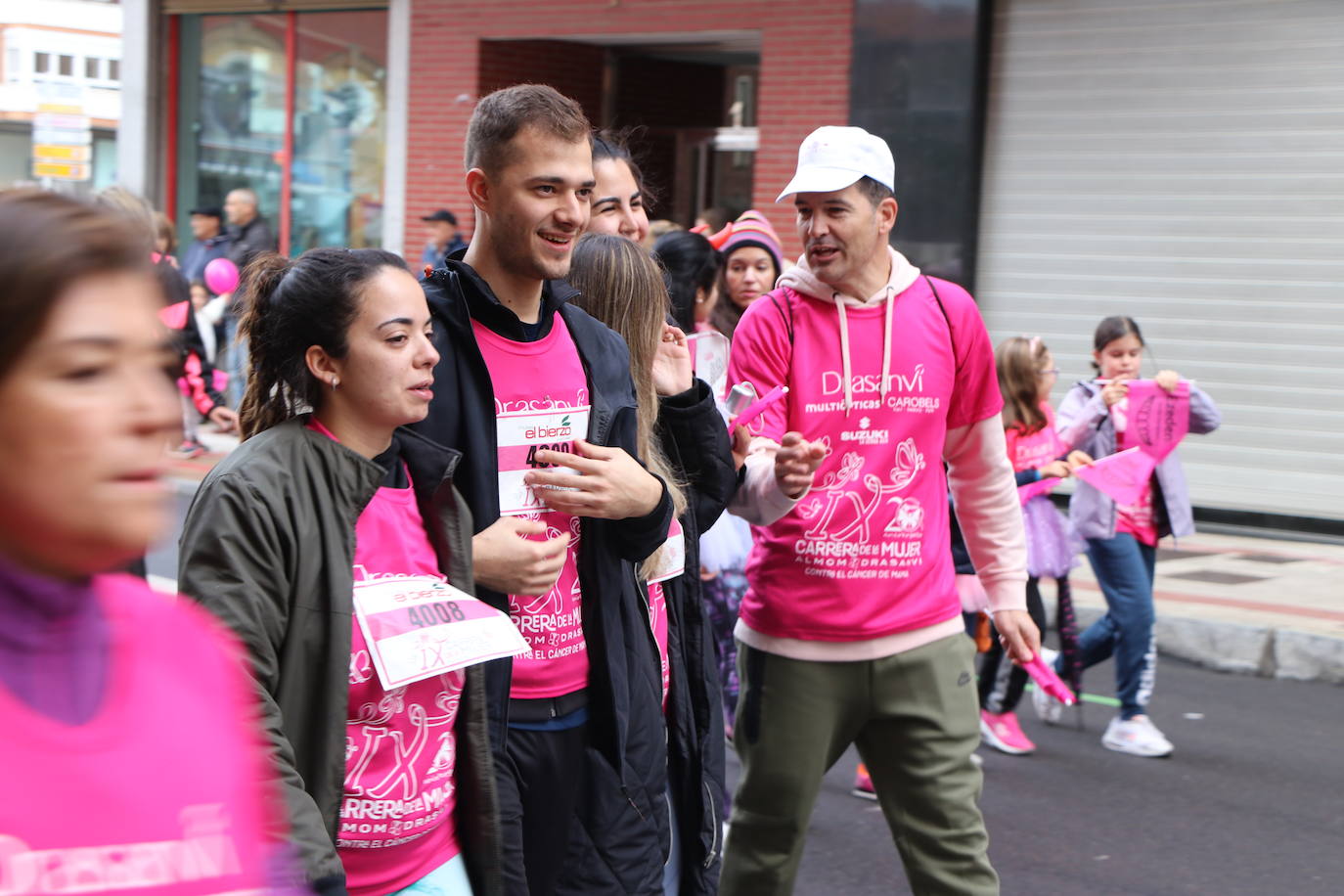 ¿Estuviste en la Carrera de la Mujer de León? Búscate