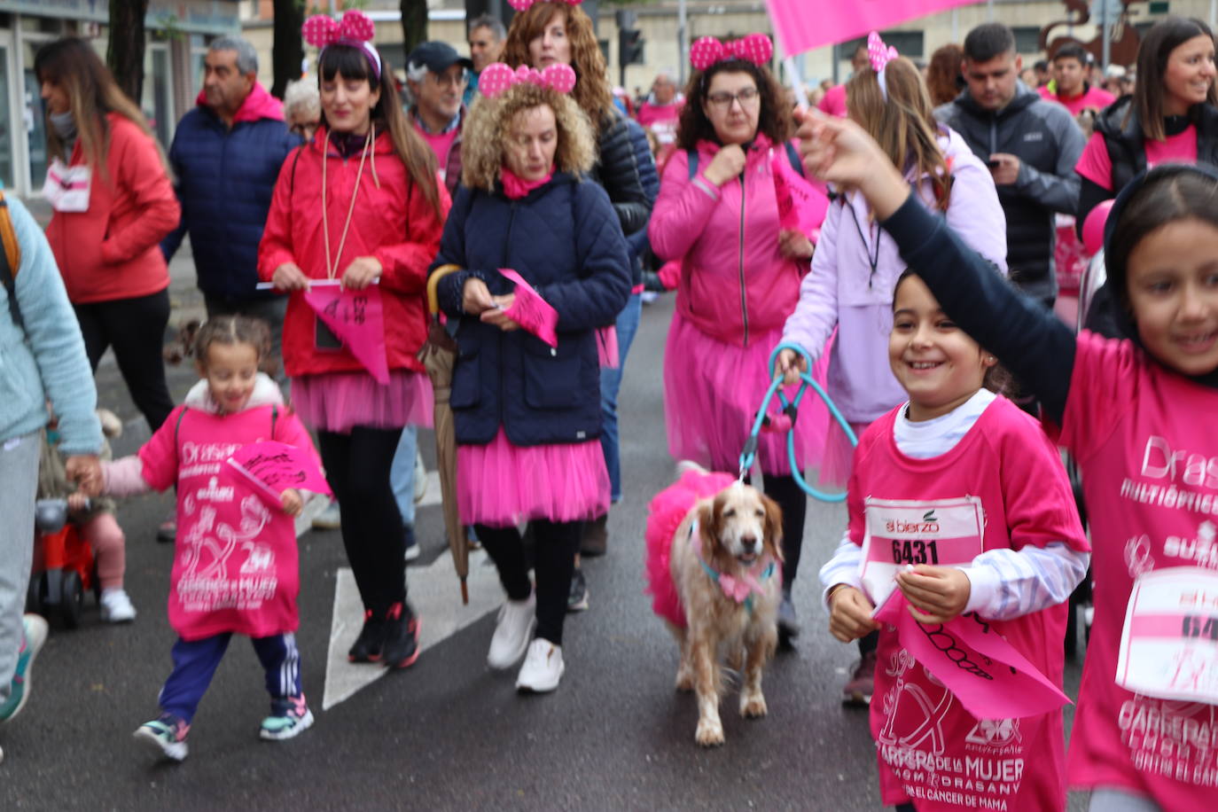 ¿Estuviste en la Carrera de la Mujer de León? Búscate