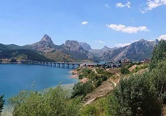 Localidad leonesa de Riaño.