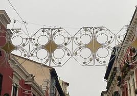 Primeras luces de Navidad en León