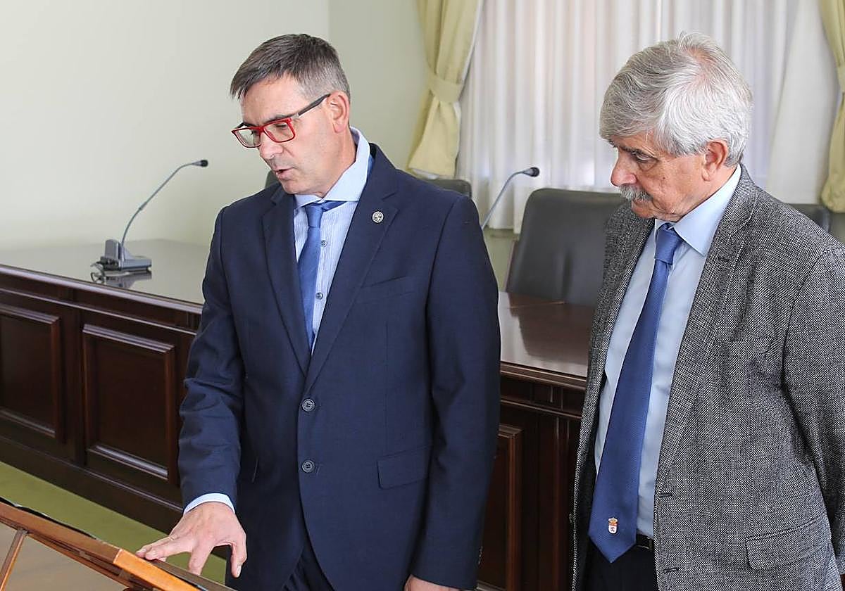 Toma de posesión de Juan Miguel Fregeneda como director del departamento de sanidad animal de la ULE.