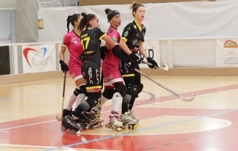 Un lance del partido entre el Bembibre HC y Vila-Sana.