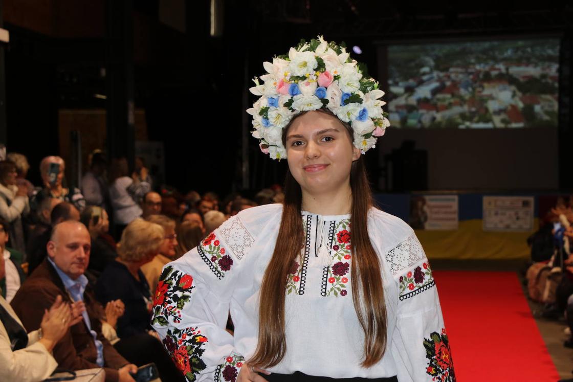 I Desfile de moda ucraniana en León