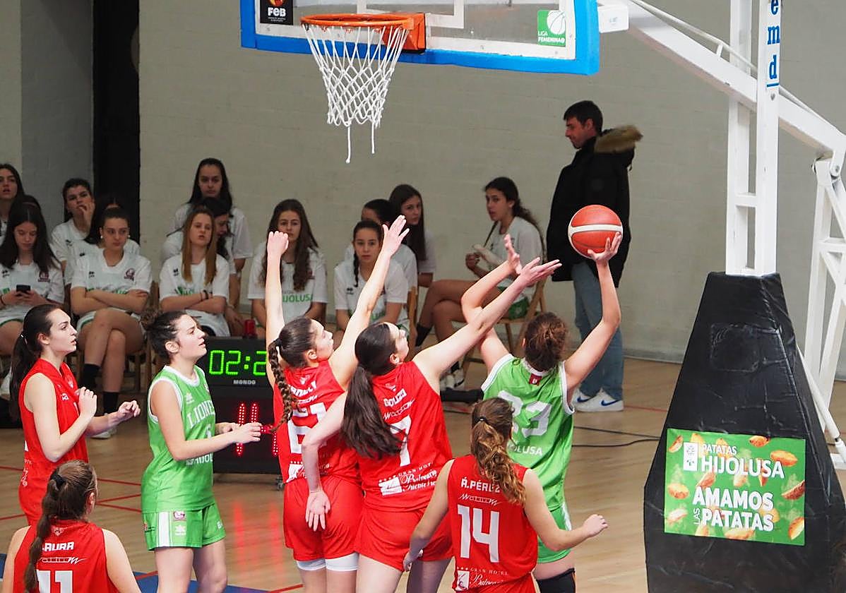 Derrota ajustada del Patatas Hijolusa en Santander