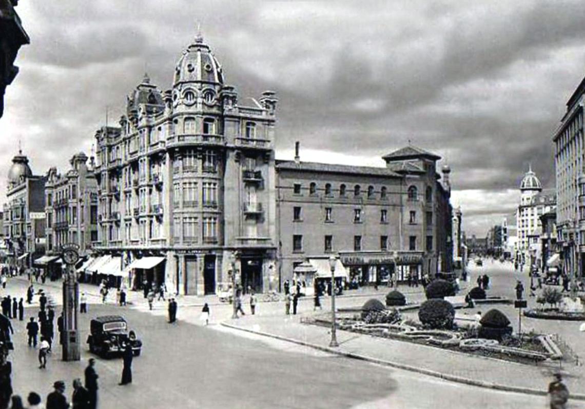 Imagen antes - Plaza de Santo Domingo ( O de la Libertad) Conventos de las AgustinasRecoletas