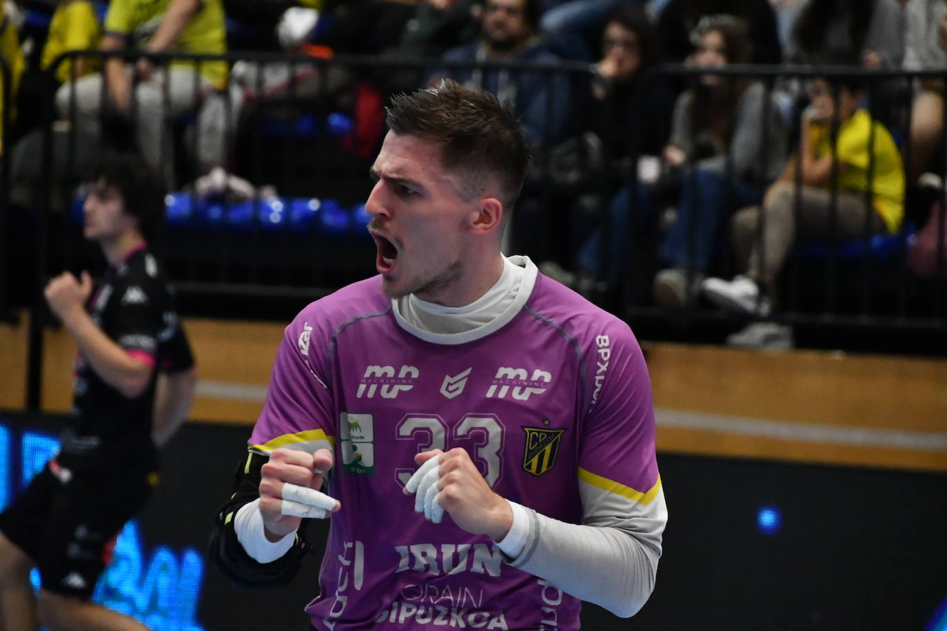 Bidasoa frena la racha del Abanca Ademar