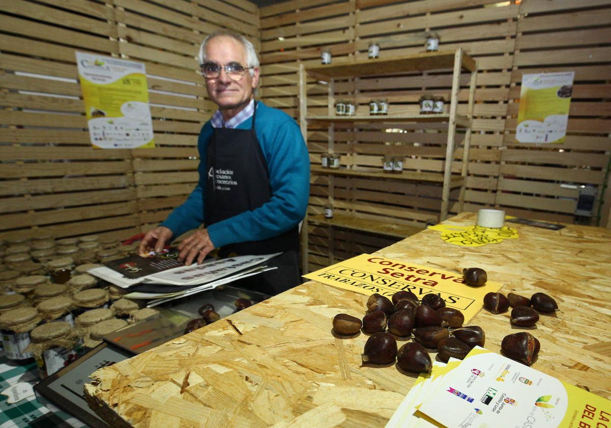 Inauguración de la Feria Sectoral de la Castaña Biocastanea en Carracedelo.