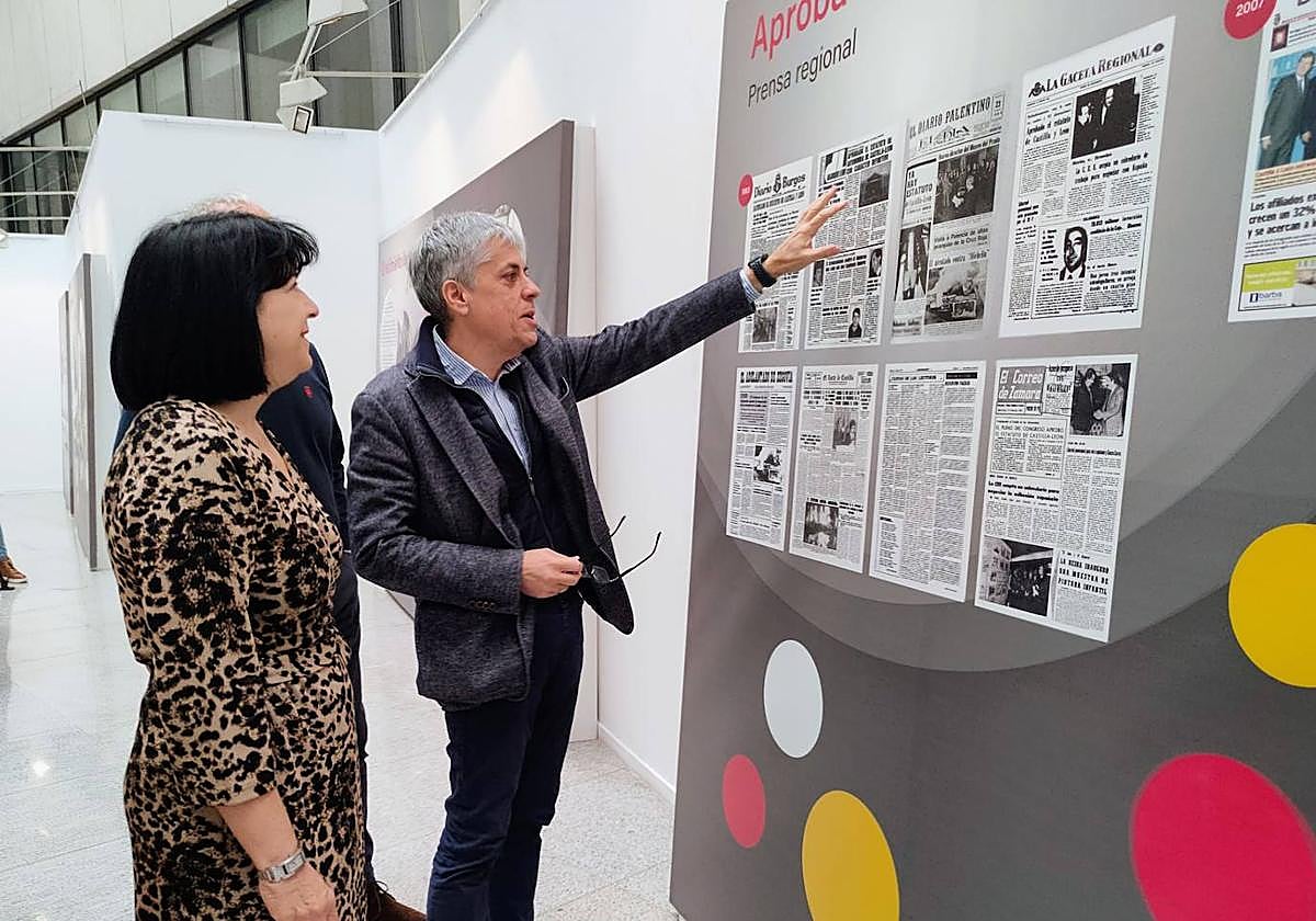 Inauguración de la exposición en la delegación de la Junta.