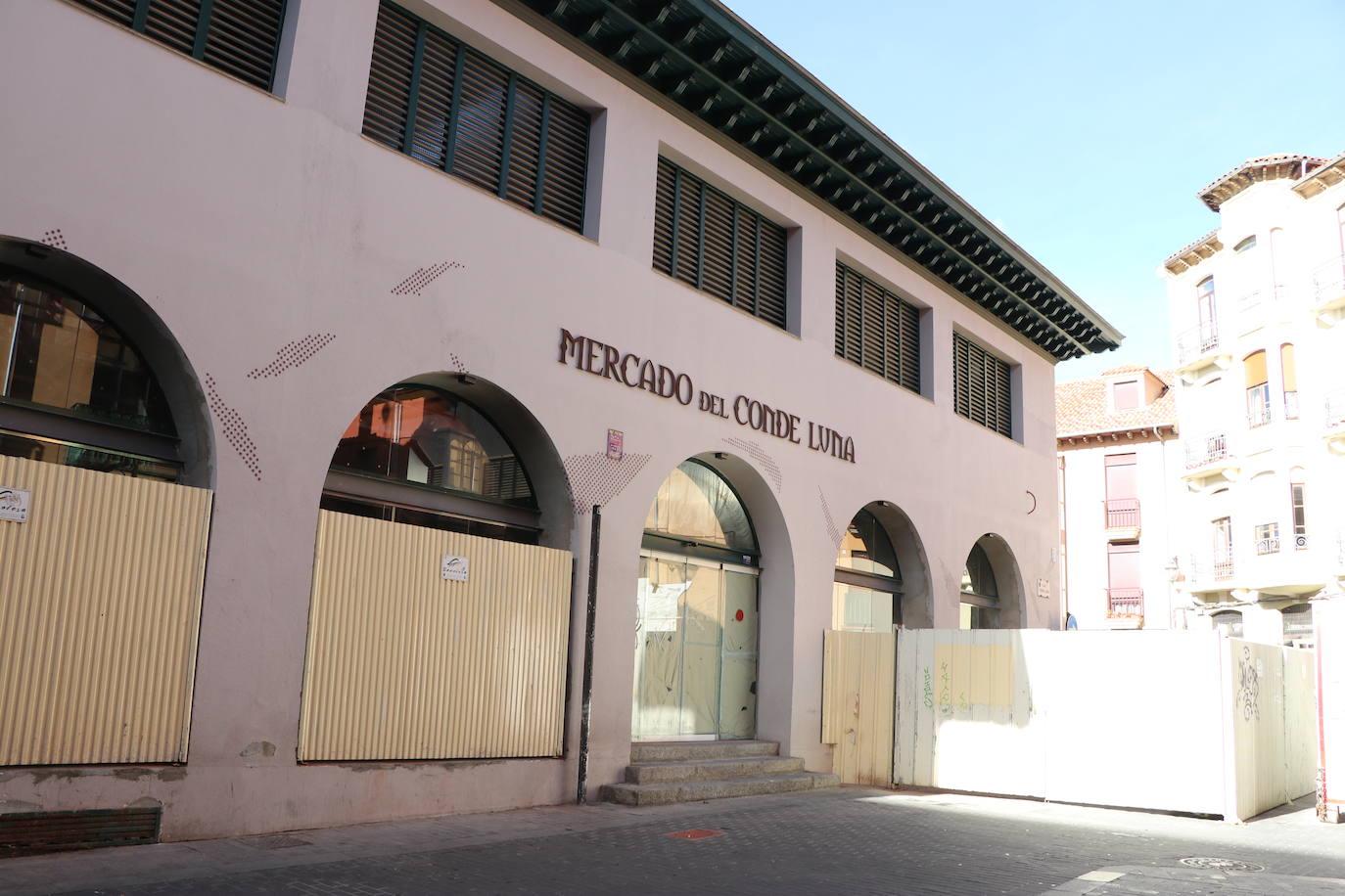 Obras en el mercado del Conde